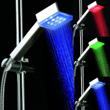 Duschkopf mit LED Beleuchtung mit automatischem Farbwechsler durch Wasserkraft