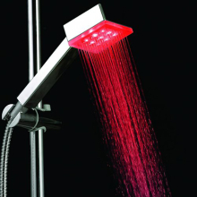 Duschkopf mit LED Beleuchtung mit automatischem Farbwechsler durch Wasserkraft